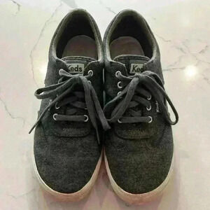 Keds women’s‎ gray shoes. Size 6.5